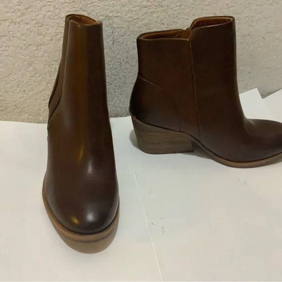 Korks Women Block Heel Western Ankle Booties Hattie Size US 7.5 M Brown